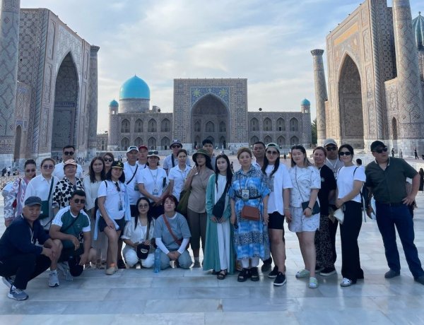 Чыгыштын жүрөгүнө саякат: жумуш менен эс алуунун айкалышы